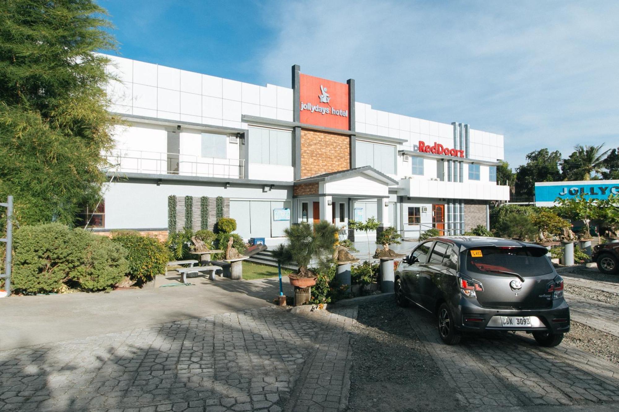 Reddoorz Plus @ Jollydays Hotel Nueva Ecija San Jose  المظهر الخارجي الصورة