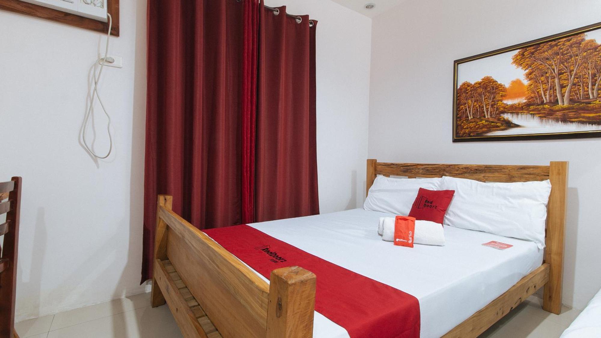 Reddoorz Plus @ Jollydays Hotel Nueva Ecija San Jose  المظهر الخارجي الصورة