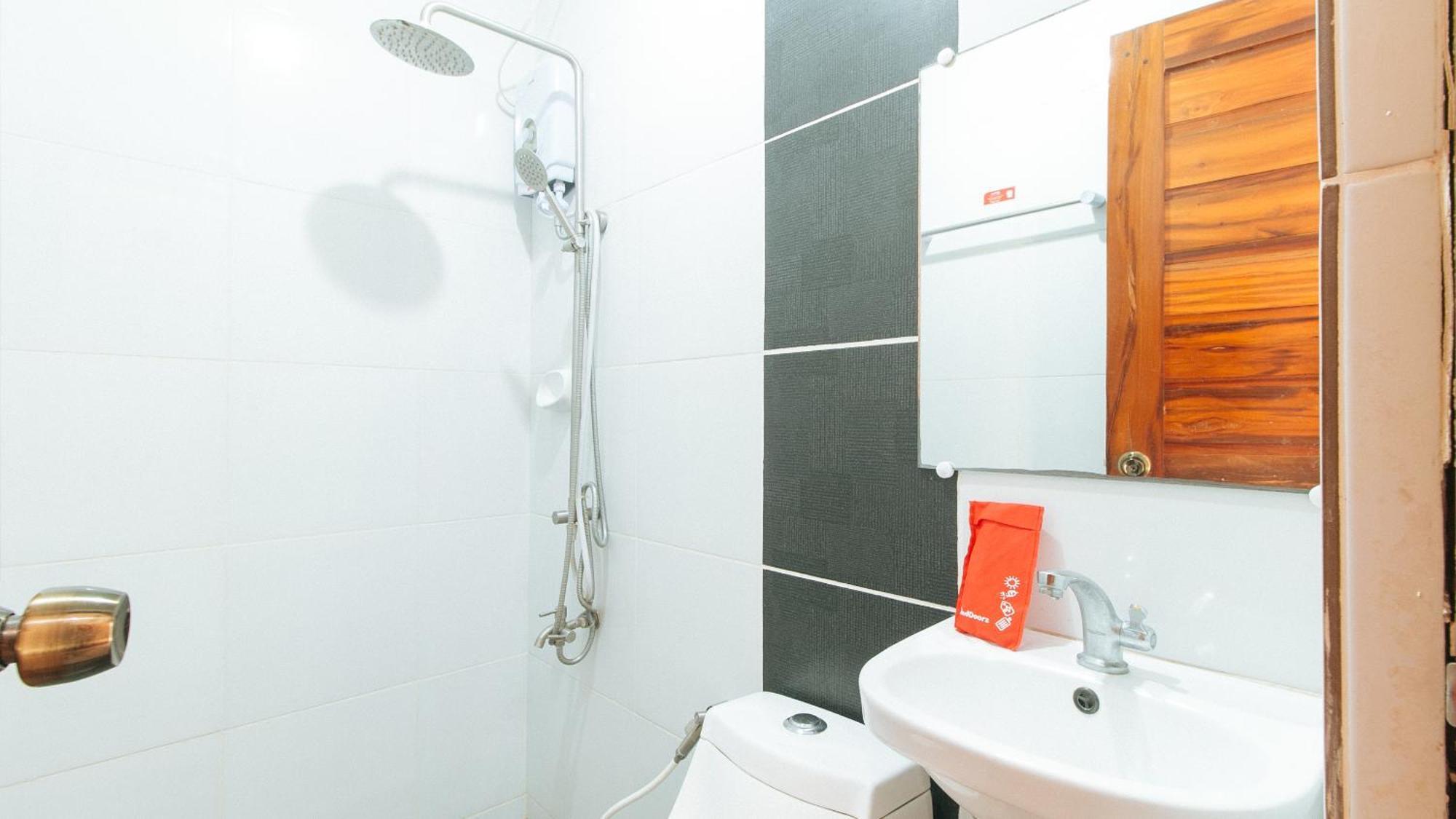 Reddoorz Plus @ Jollydays Hotel Nueva Ecija San Jose  المظهر الخارجي الصورة